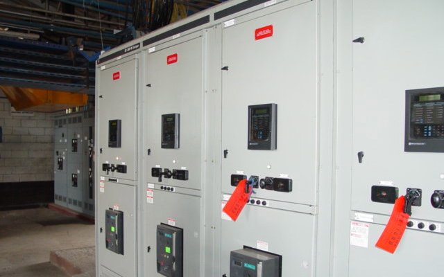 MAIN RERINERY SWITCHGEAR . 4000 AMPS, 480/277 VOLTS, 60 HZ., 65 KACI
3200 AMPS WAVE PRO SWITCHES
SR 489 MULTILIN PROTECTION RELAY FOR GENERATOR PROTECTION
SR 745 MULTILIN  PROTECTION RELAY FOR TRANSFORMER  PROTECTION